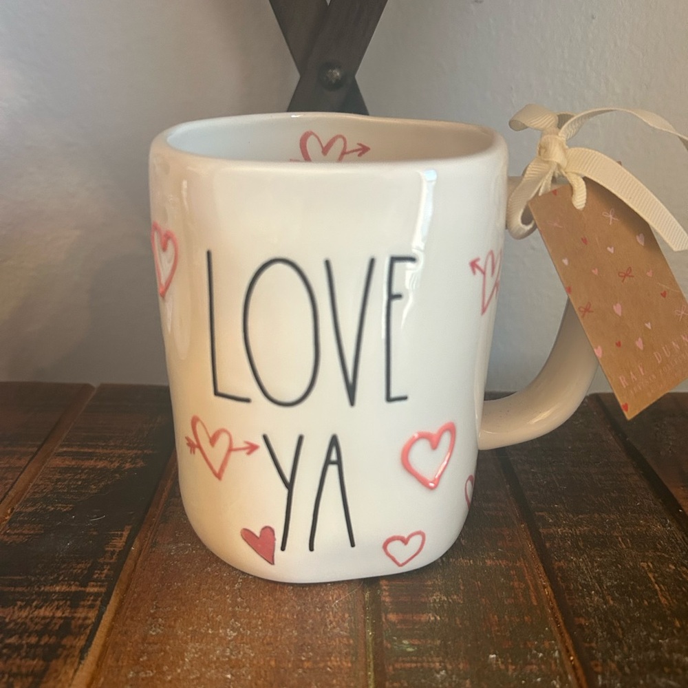 Rae Dunn LOVE YA Mug With Hearts And Arrows Valentines Love NEW